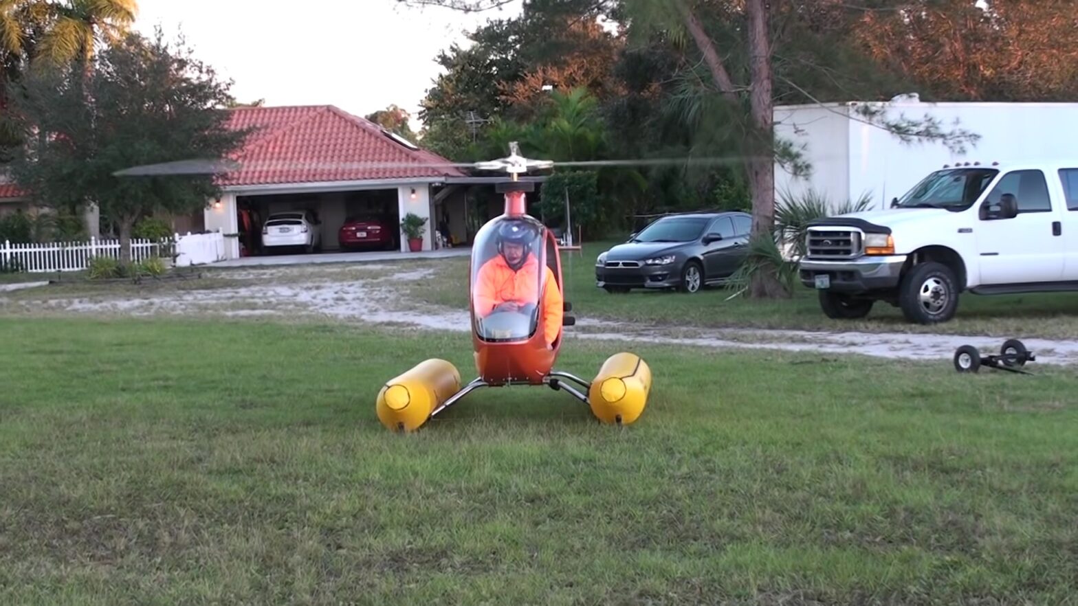 Tuto ultralehkou helikoptéru by chtěl každý