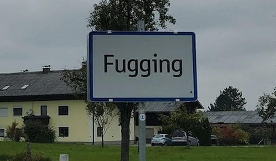 Známá rakouská vesnice se přejmenovala z F***ing na Fugging